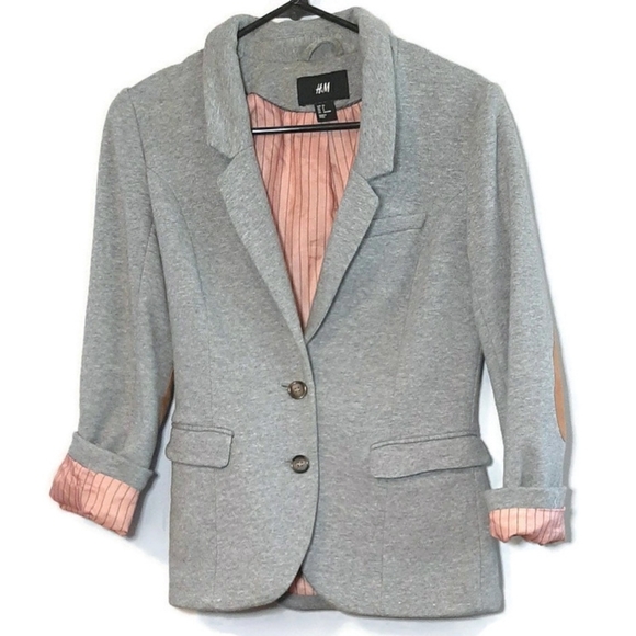 H&M Jackets & Blazers - 🍒 2/$20 H&M Grey Blazer Jacket
